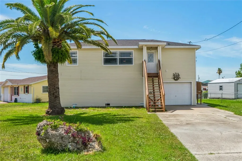 6641 Boatyard Drive Hudson FL 34667