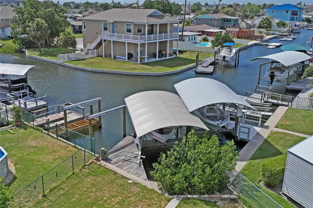 6641 Boatyard Drive Hudson FL 34667
