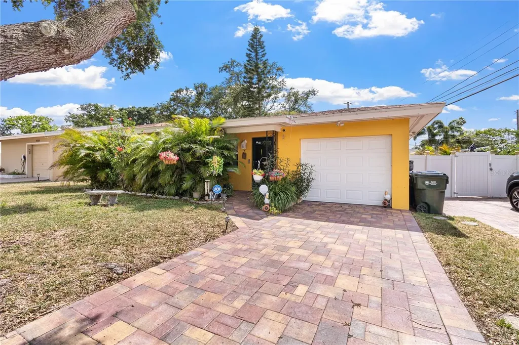 2042 Isabelle Street Largo FL 33774