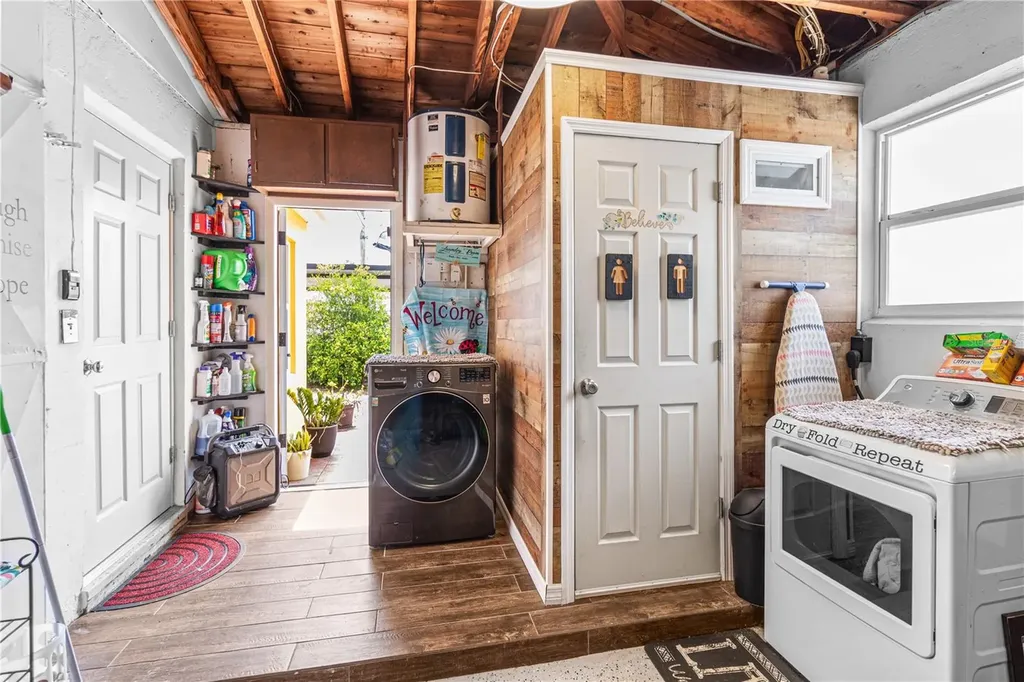 2042 Isabelle Street Largo FL 33774