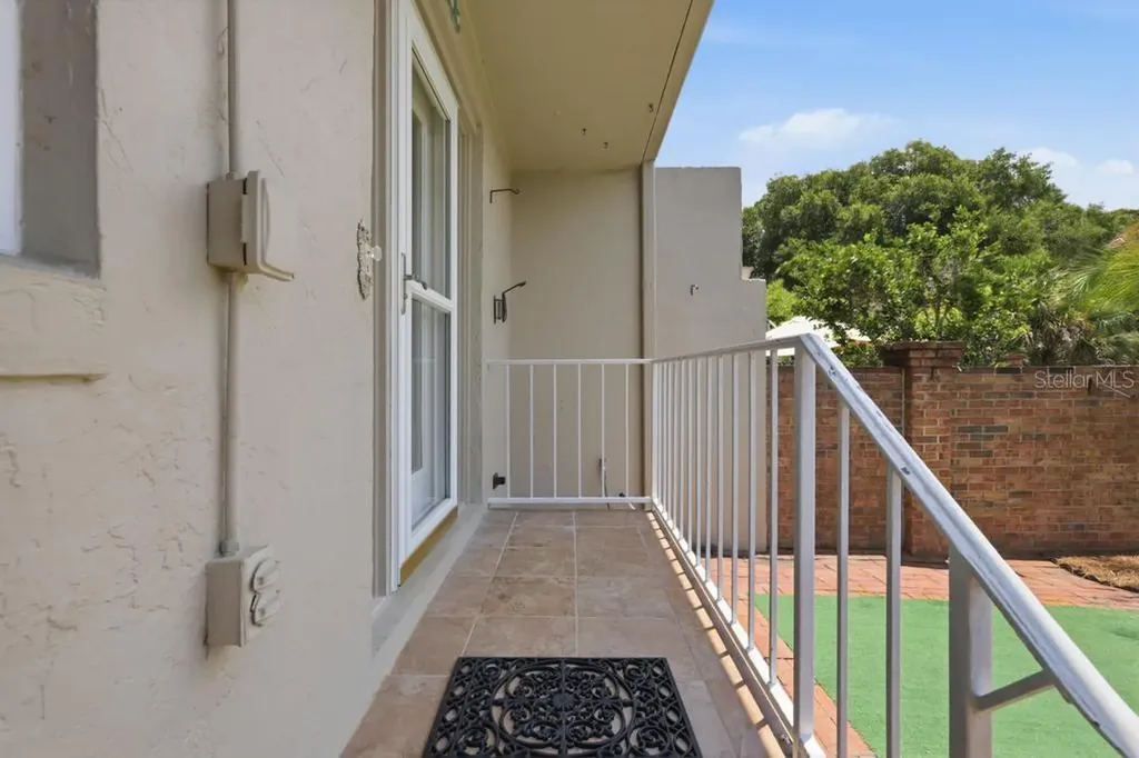 117 N Garfield Avenue Deland FL 32724