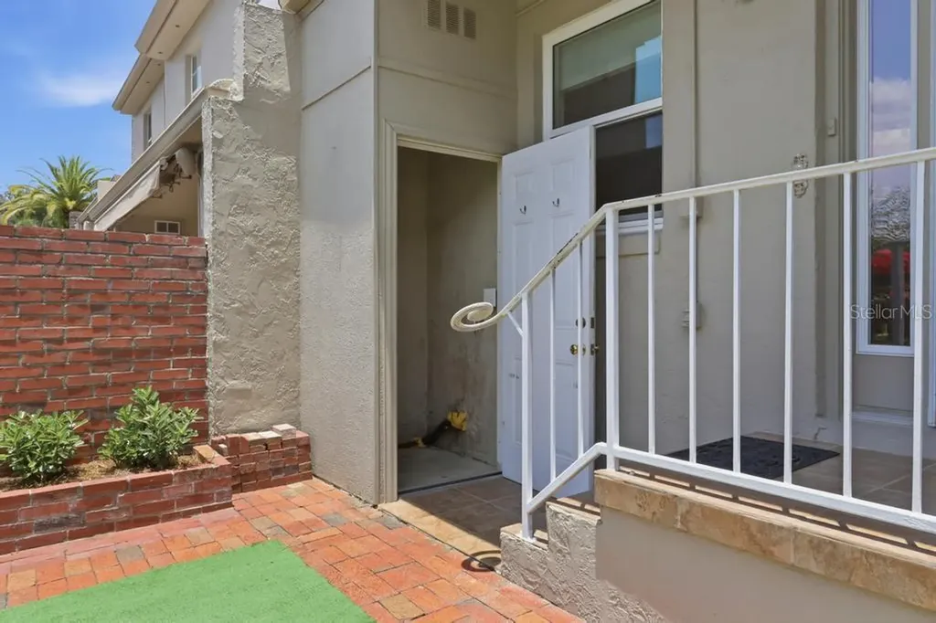 117 N Garfield Avenue Deland FL 32724