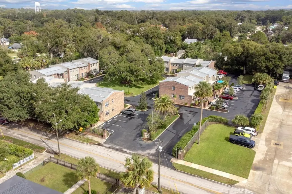 117 N Garfield Avenue Deland FL 32724