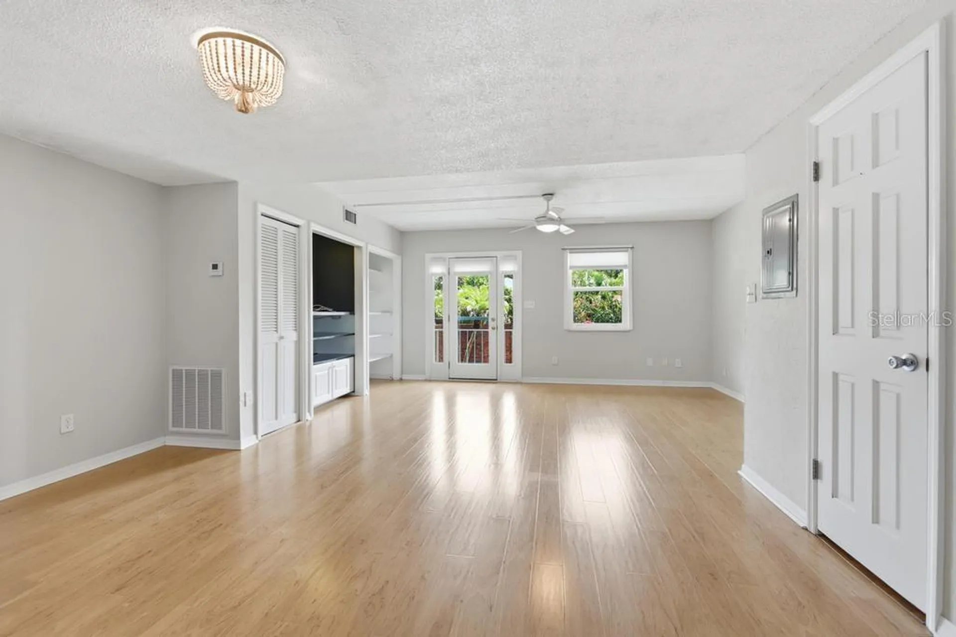 117 N Garfield Avenue Deland FL 32724