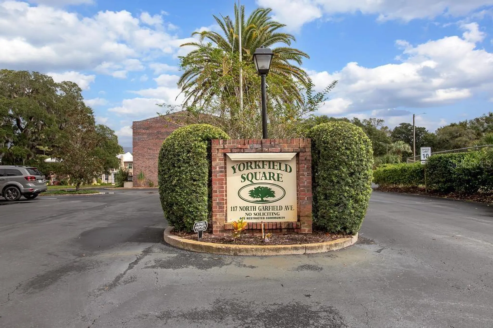 117 N Garfield Avenue Deland FL 32724