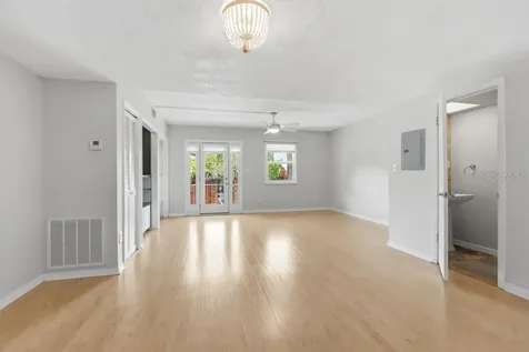 117 N Garfield Avenue Deland FL 32724