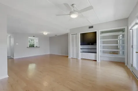 117 N Garfield Avenue Deland FL 32724
