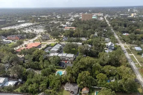 117 N Garfield Avenue Deland FL 32724