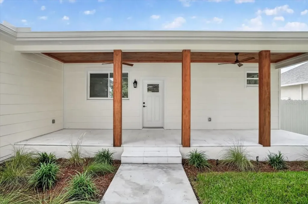 412 17th Avenue W Palmetto FL 34221