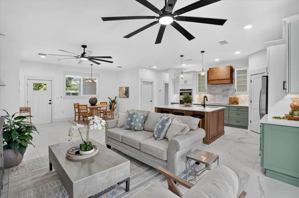 412 17th Avenue W Palmetto FL 34221