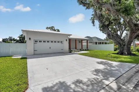 412 17th Avenue W Palmetto FL 34221