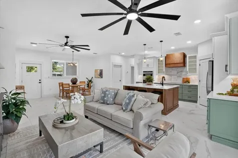 412 17th Avenue W Palmetto FL 34221