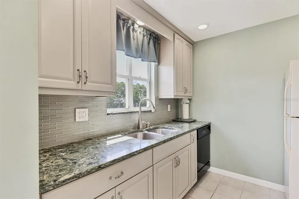 879 Audubon Drive Bradenton FL 34209
