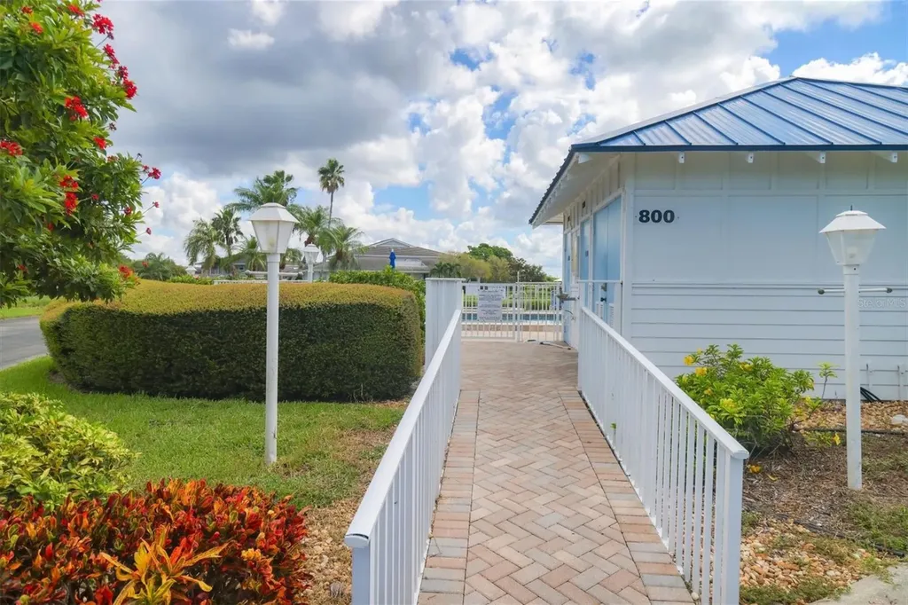 879 Audubon Drive Bradenton FL 34209