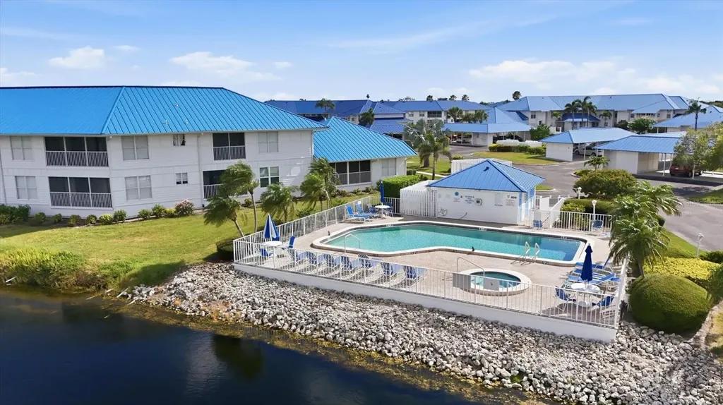 879 Audubon Drive Bradenton FL 34209
