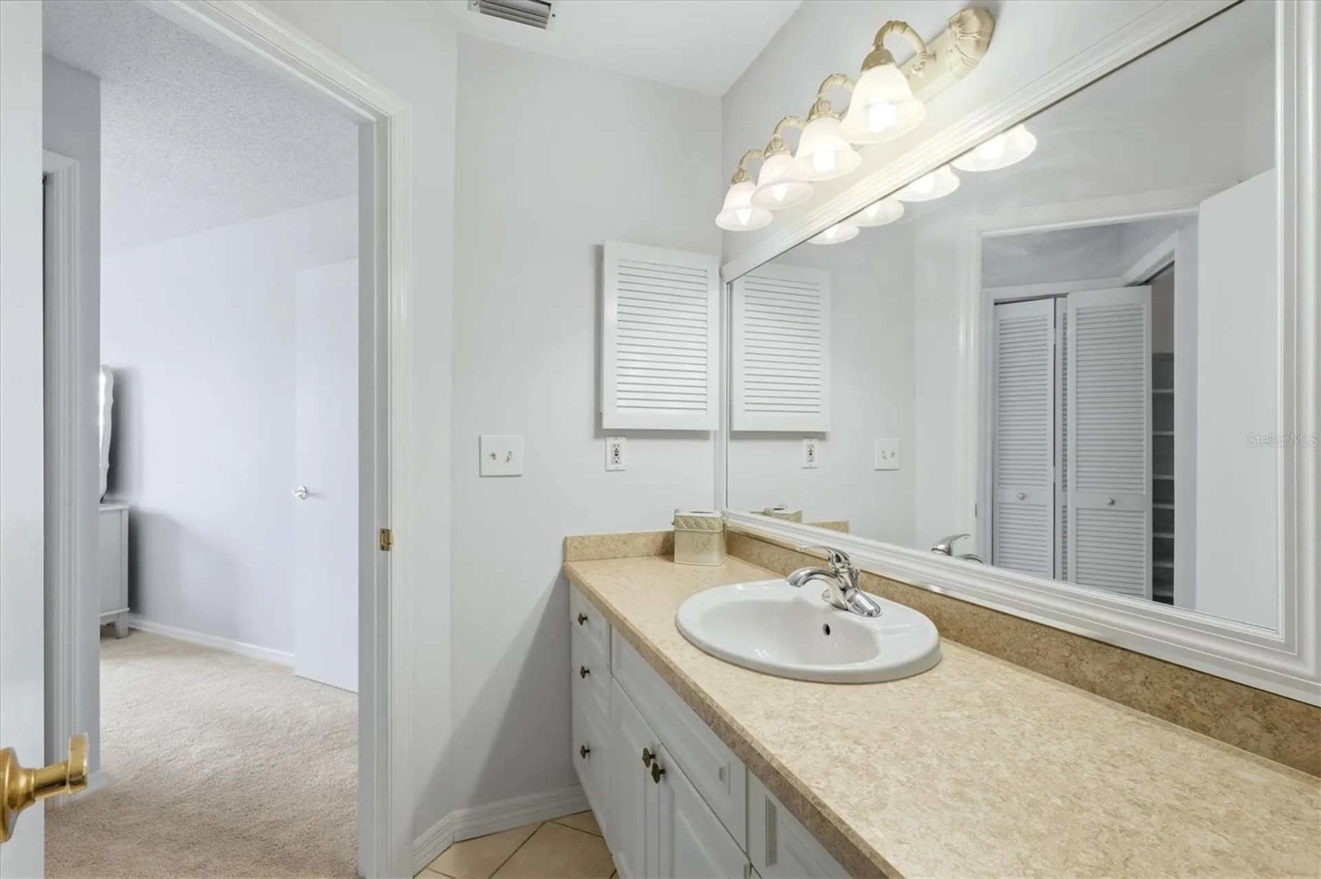 879 Audubon Drive Bradenton FL 34209