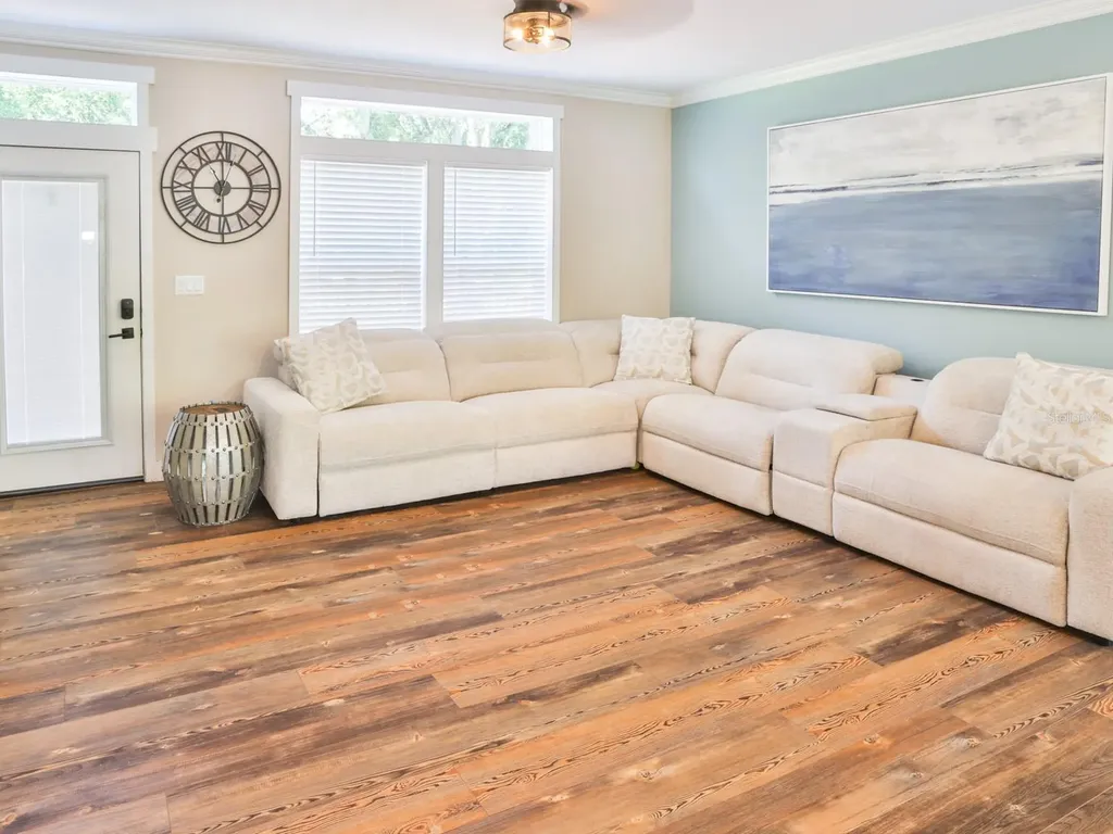 8700 Heather Drive Zephyrhills FL 33540