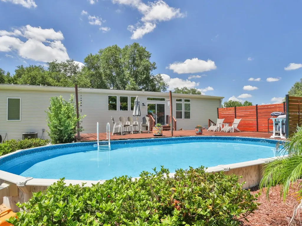8700 Heather Drive Zephyrhills FL 33540