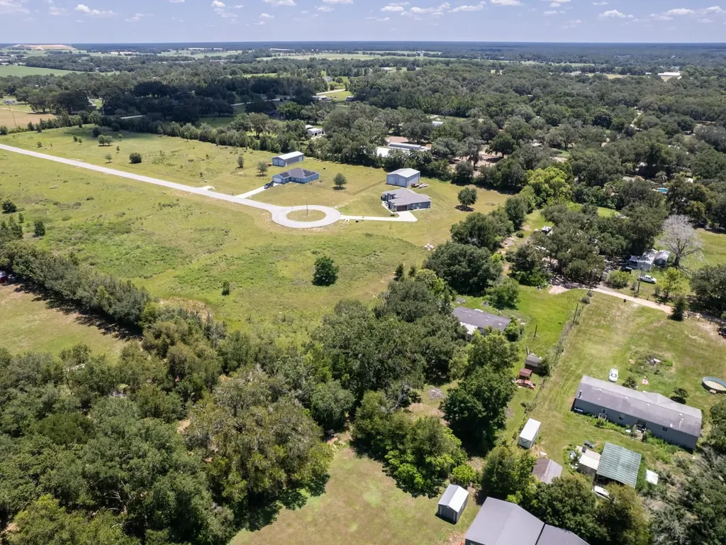 8700 Heather Drive Zephyrhills FL 33540