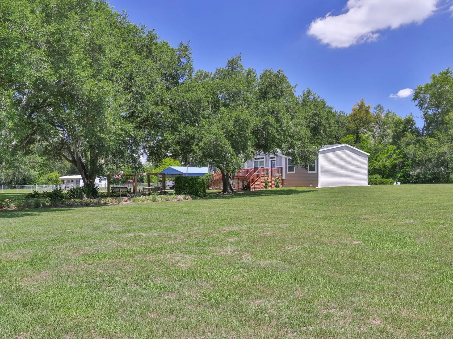 8700 Heather Drive Zephyrhills FL 33540