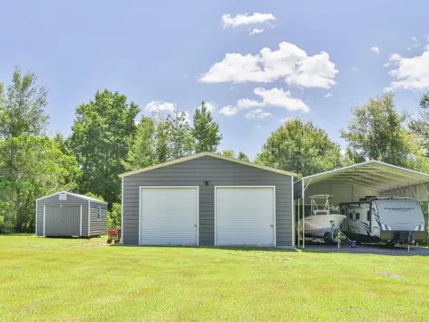 8700 Heather Drive Zephyrhills FL 33540