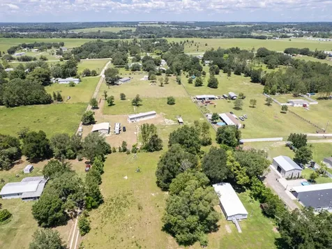 8700 Heather Drive Zephyrhills FL 33540