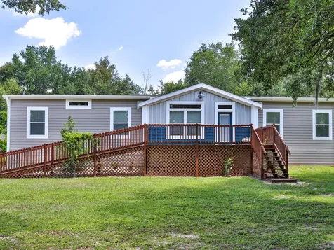 8700 Heather Drive Zephyrhills FL 33540