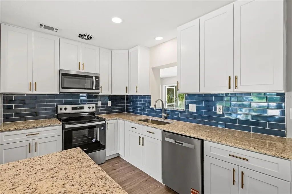 106 Aurora Street E Venice FL 34285