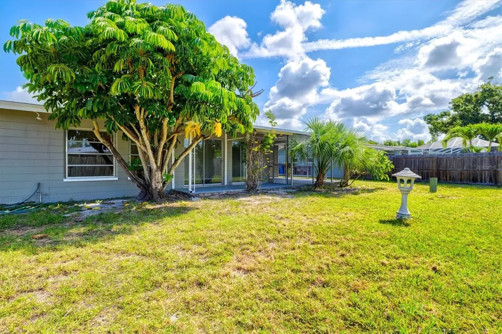 106 Aurora Street E Venice FL 34285