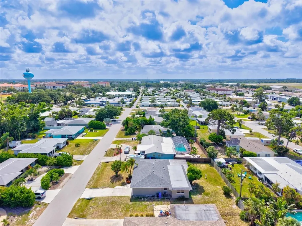 106 Aurora Street E Venice FL 34285