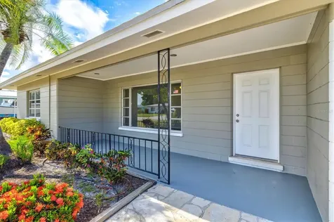106 Aurora Street E Venice FL 34285