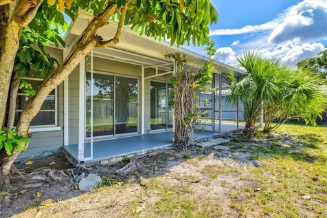 106 Aurora Street E Venice FL 34285