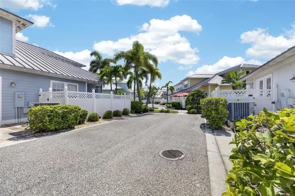 5401 Cafrey Place Apollo Beach FL 33572