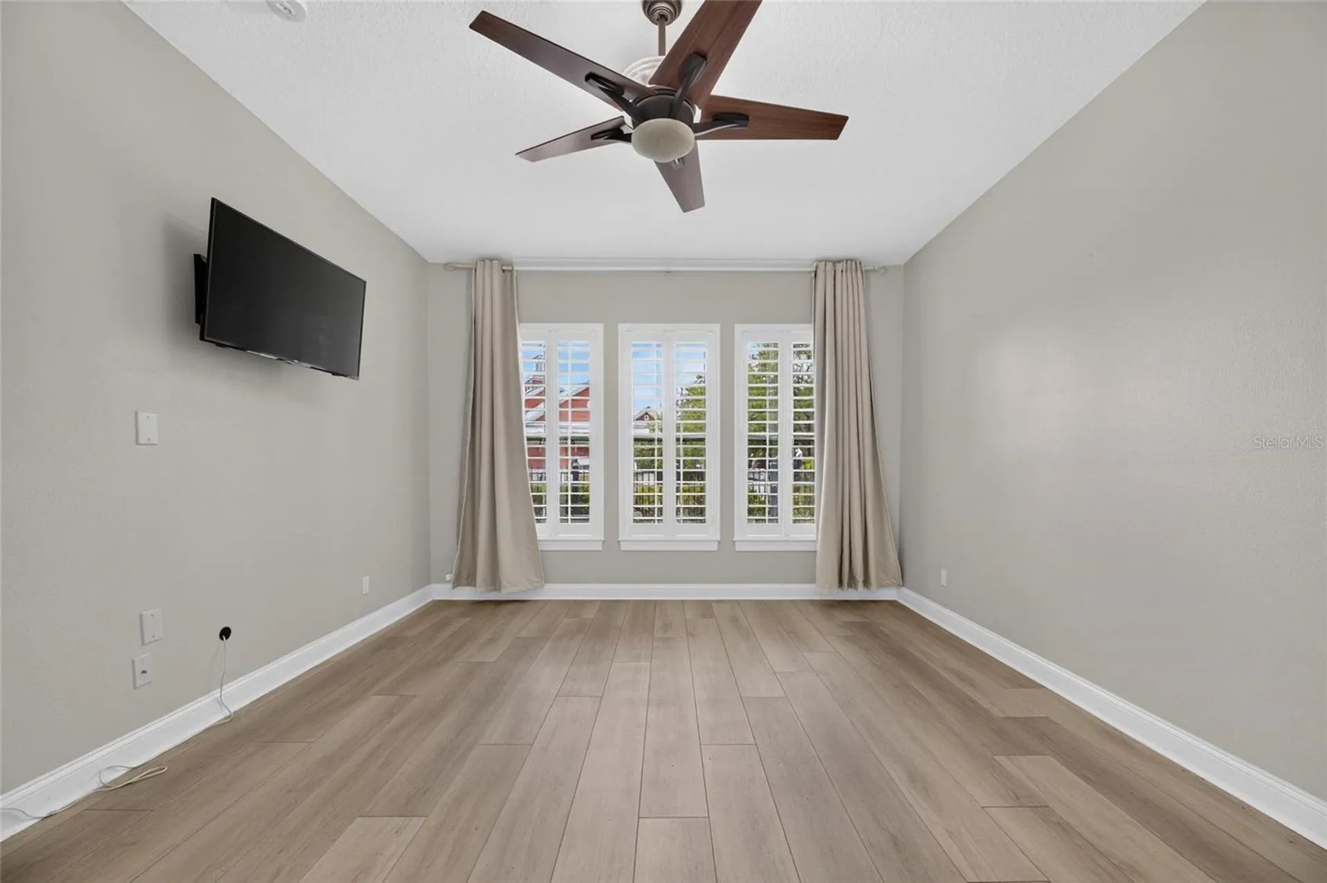 5401 Cafrey Place Apollo Beach FL 33572