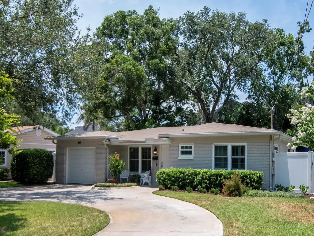 4415 W San Carlos Street Tampa FL 33629