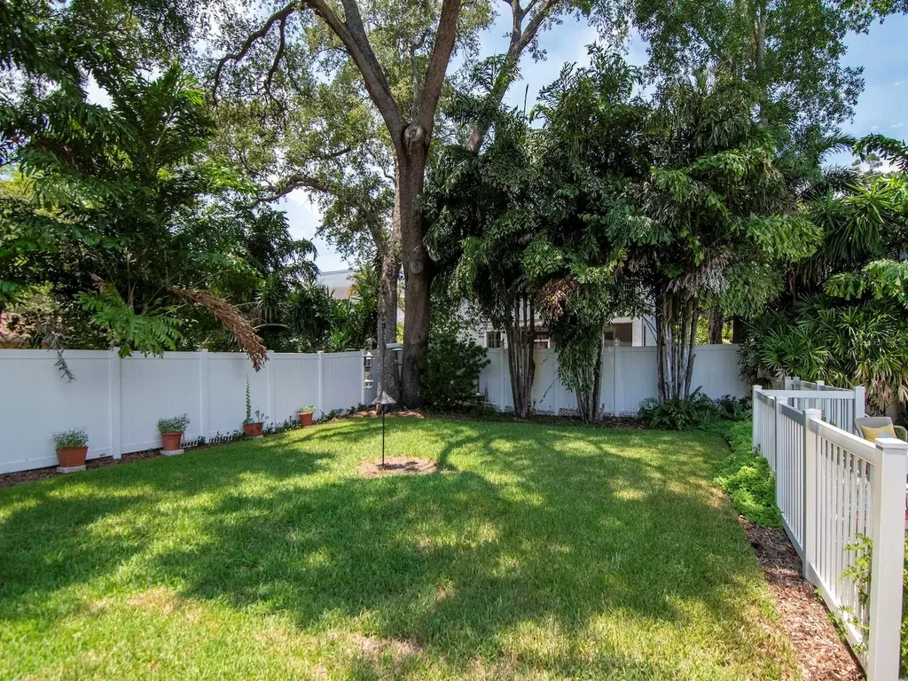 4415 W San Carlos Street Tampa FL 33629