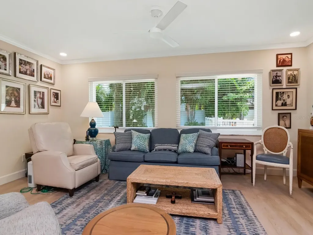 4415 W San Carlos Street Tampa FL 33629