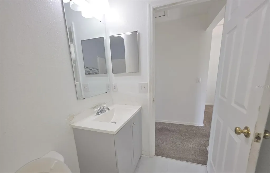 145 Vista View Avenue Eagle Lake FL 33839