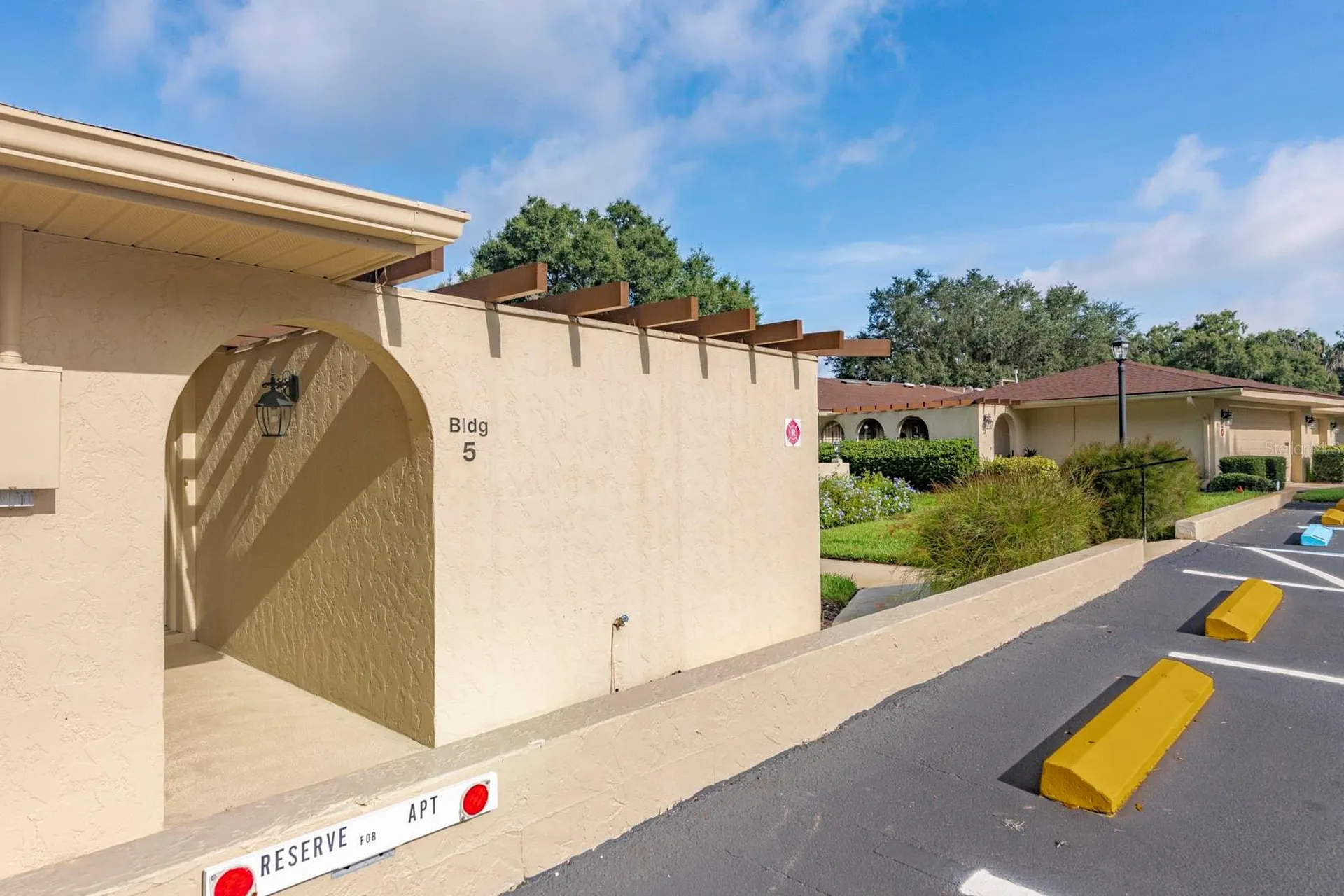 100 S Tremain Street Mount Dora FL 32757