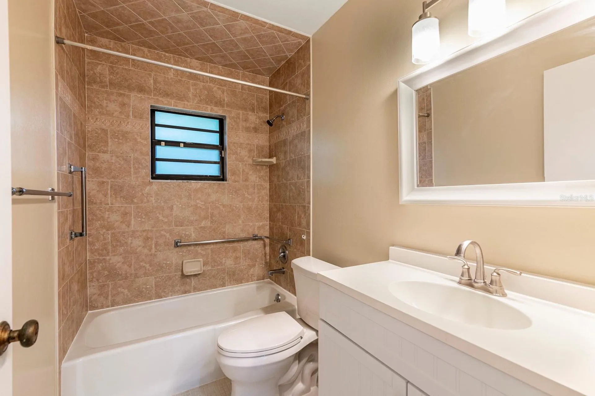 100 S Tremain Street Mount Dora FL 32757