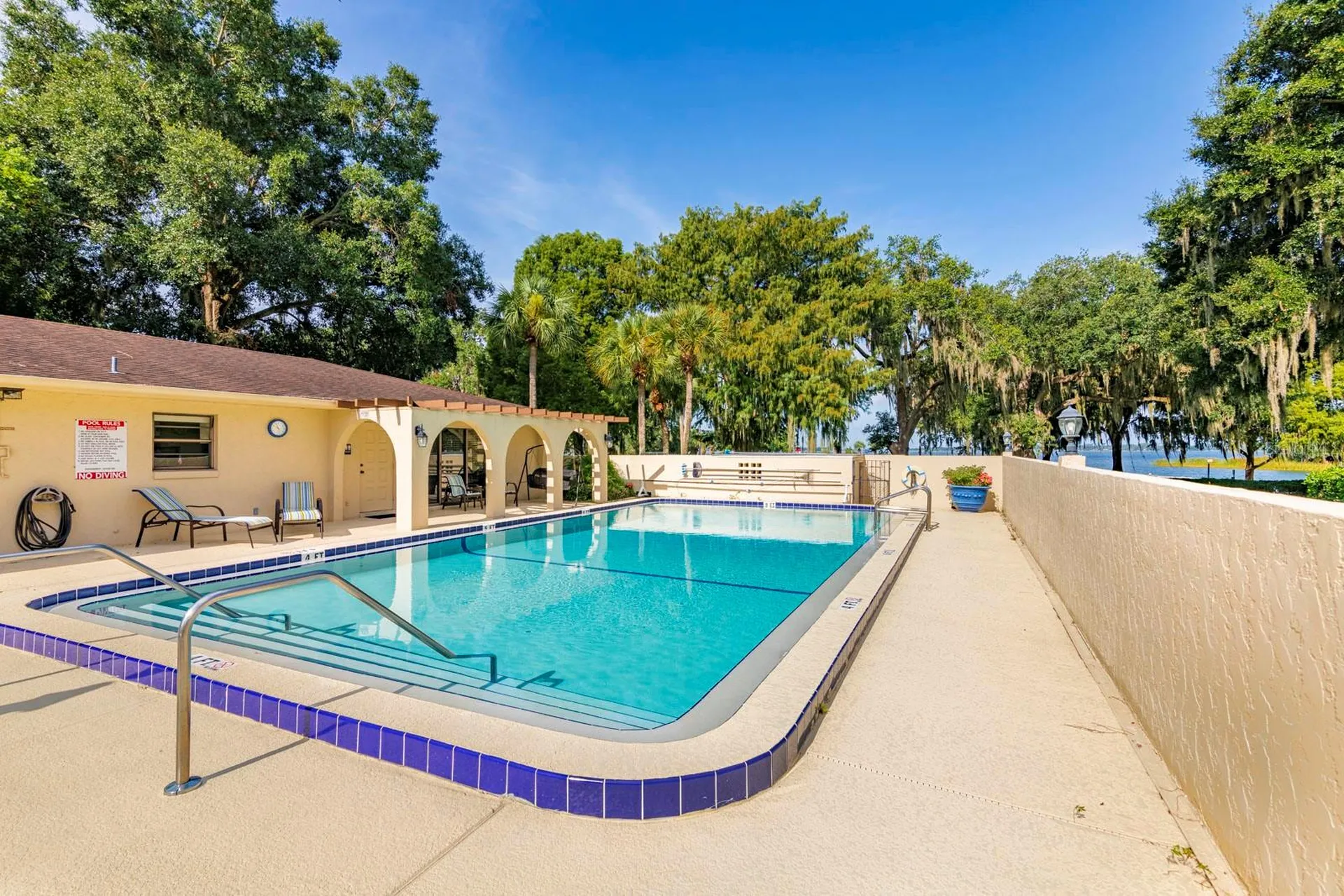 100 S Tremain Street Mount Dora FL 32757