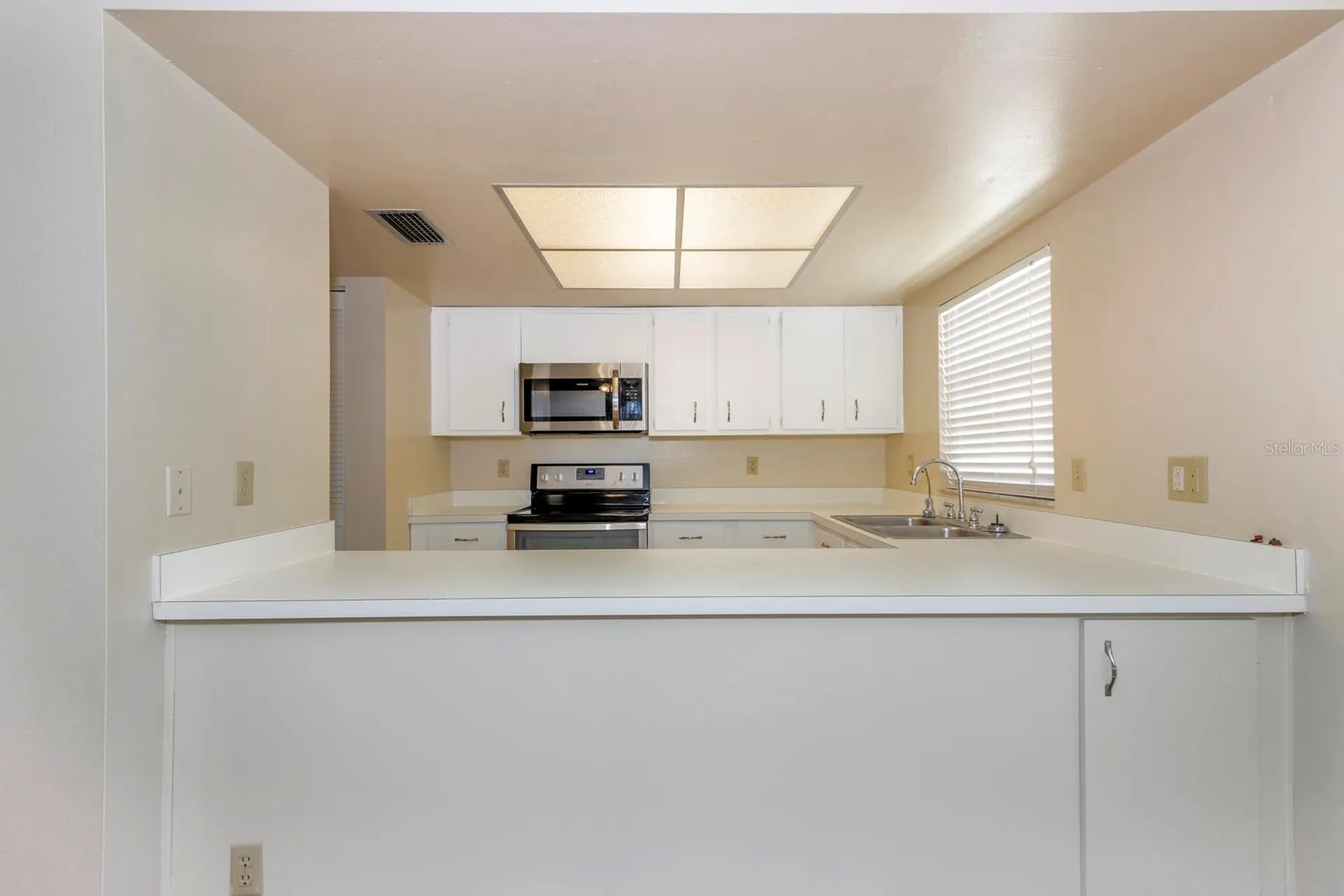 100 S Tremain Street Mount Dora FL 32757