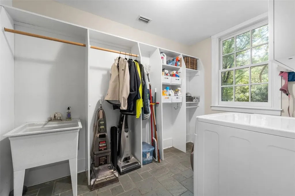 9326 SW 53rd Lane Gainesville FL 32608