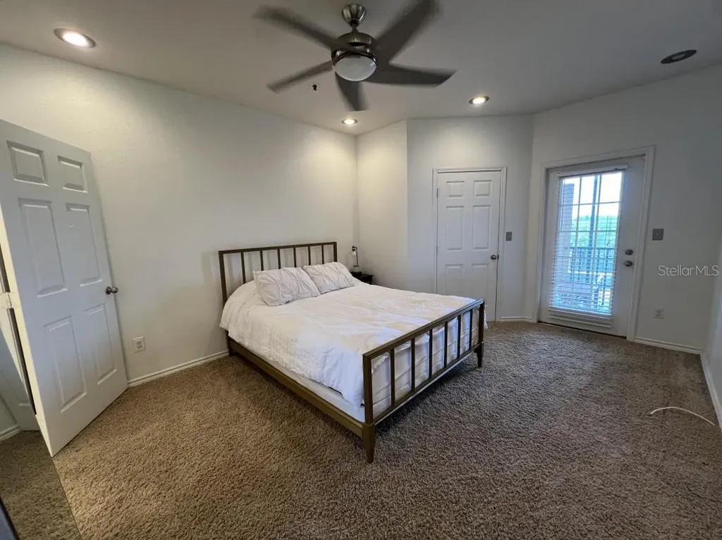 4307 Bayside Village Drive Tampa FL 33615
