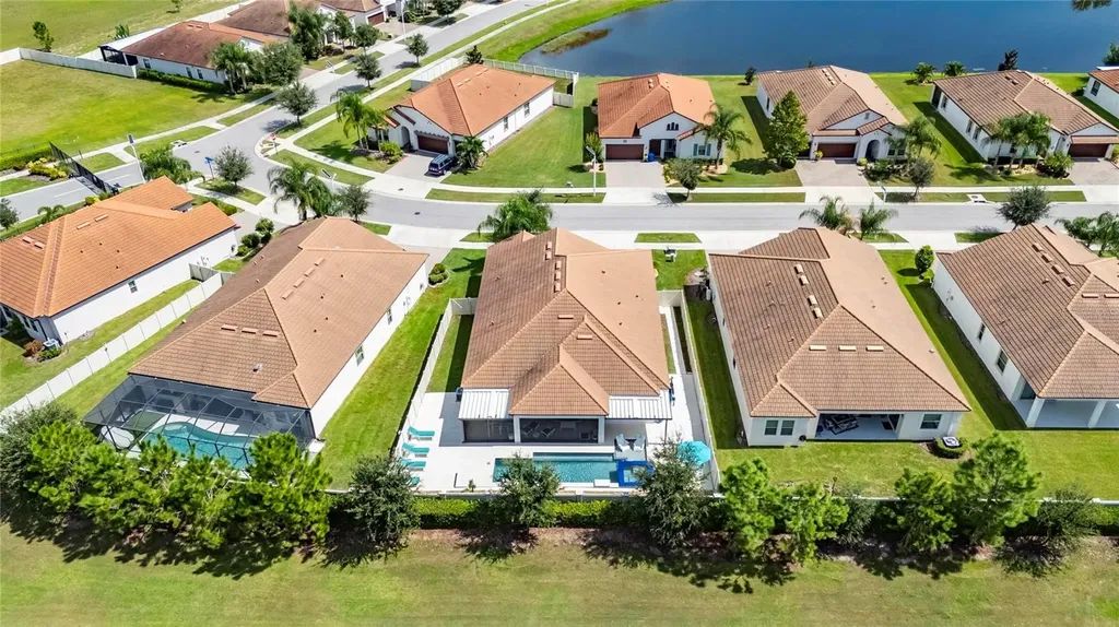 16805 Banner Shell Place Wimauma FL 33598