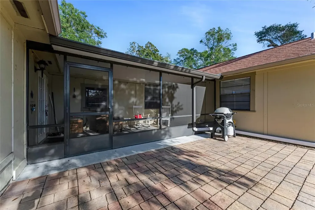 800 W River Oak Drive Ormond Beach FL 32174