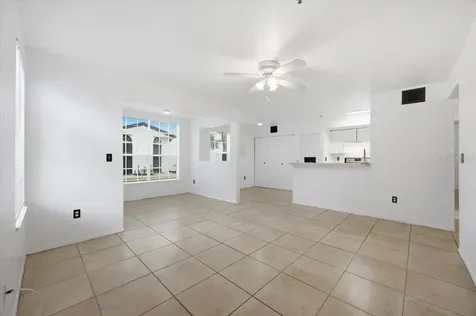 1602 Columbia Arms Circle Kissimmee FL 34741