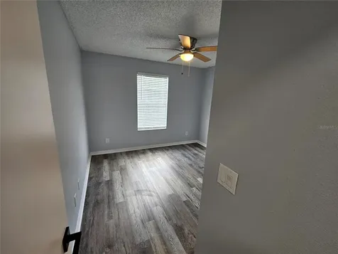13817 Stone Mill Way Tampa FL 33613