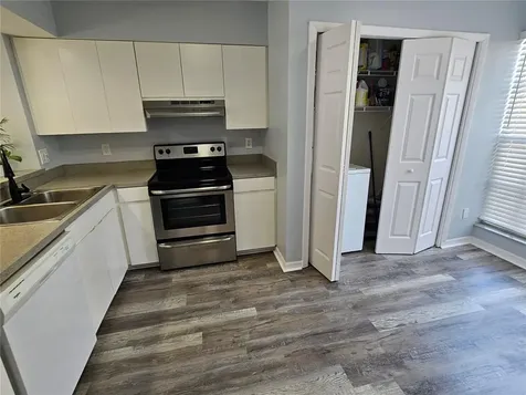 13817 Stone Mill Way Tampa FL 33613