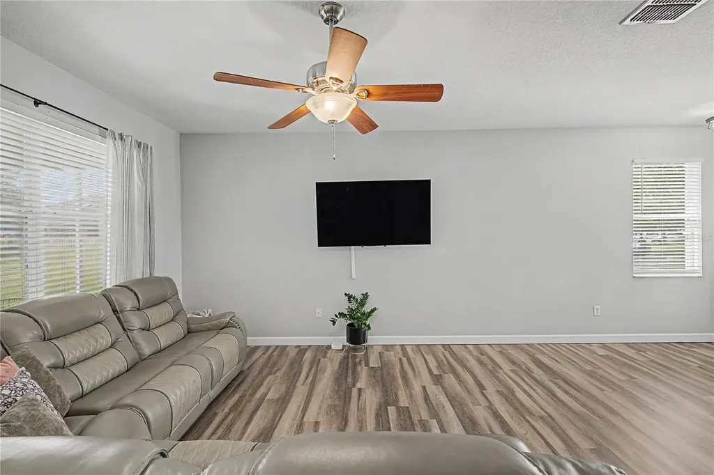 10634 Lucaya Drive Tampa FL 33647